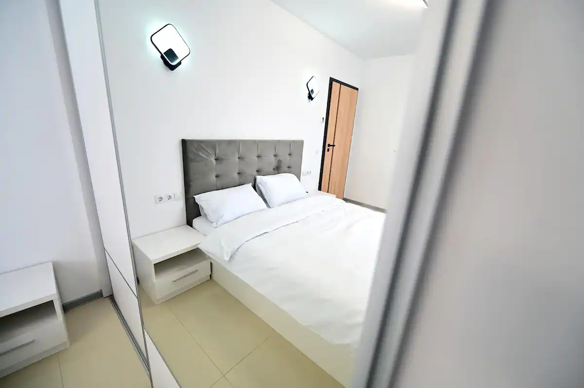 FLH - Pink Lagoon - Kogalniceanu